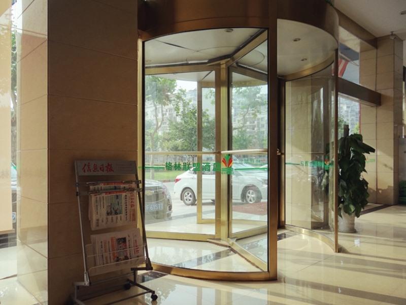 Greentree Alliance Jiangxi Nanchang Honggutan Middle Fenghuang Avenue Hotel Dış mekan fotoğraf