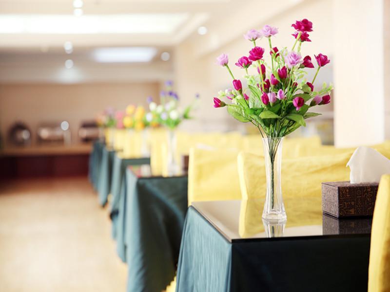 Greentree Alliance Jiangxi Nanchang Honggutan Middle Fenghuang Avenue Hotel Dış mekan fotoğraf