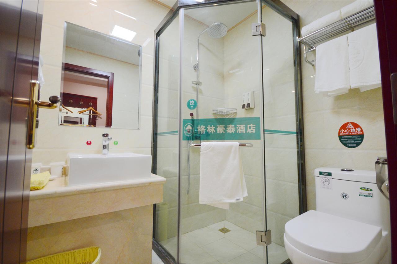 Greentree Alliance Jiangxi Nanchang Honggutan Middle Fenghuang Avenue Hotel Dış mekan fotoğraf