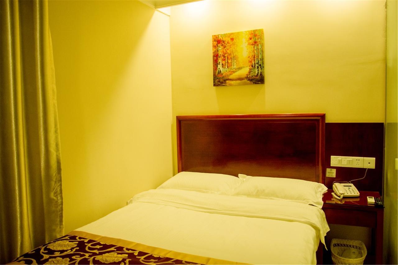 Greentree Alliance Jiangxi Nanchang Honggutan Middle Fenghuang Avenue Hotel Dış mekan fotoğraf