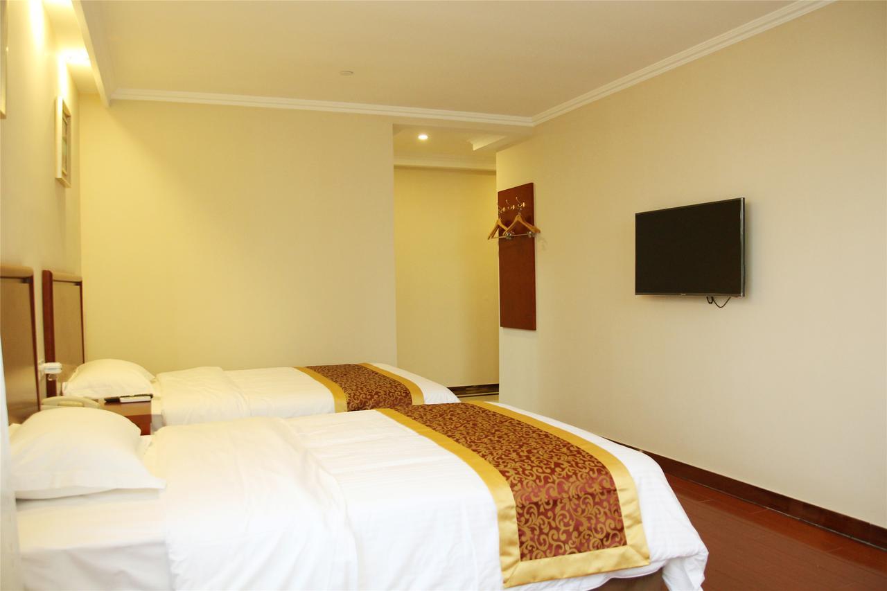 Greentree Alliance Jiangxi Nanchang Honggutan Middle Fenghuang Avenue Hotel Dış mekan fotoğraf