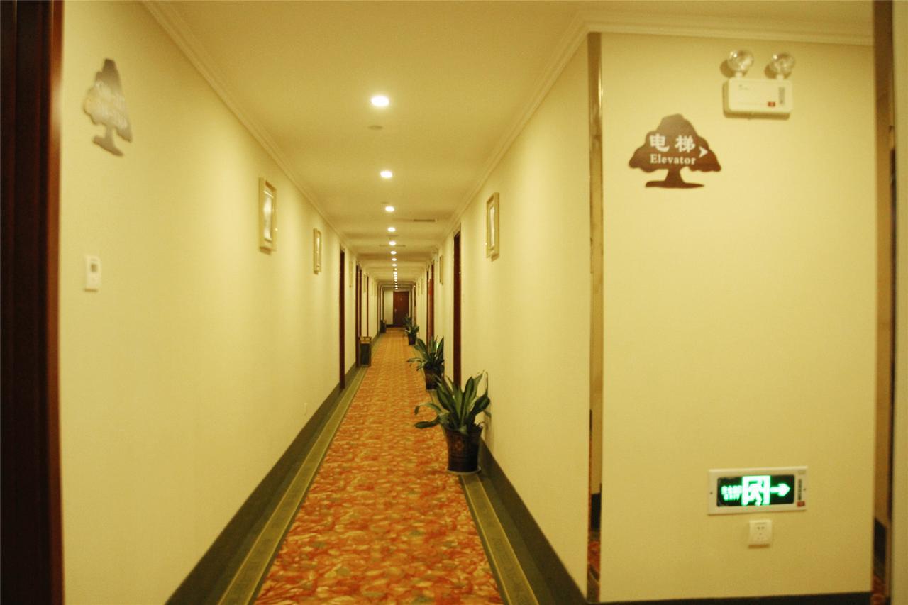 Greentree Alliance Jiangxi Nanchang Honggutan Middle Fenghuang Avenue Hotel Dış mekan fotoğraf