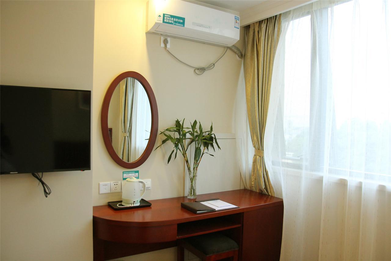 Greentree Alliance Jiangxi Nanchang Honggutan Middle Fenghuang Avenue Hotel Dış mekan fotoğraf